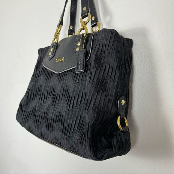Coach Ashley Carryall Black Pleated Tote Bag Gold Hardware & Patent Leather - Picture 4 of 8